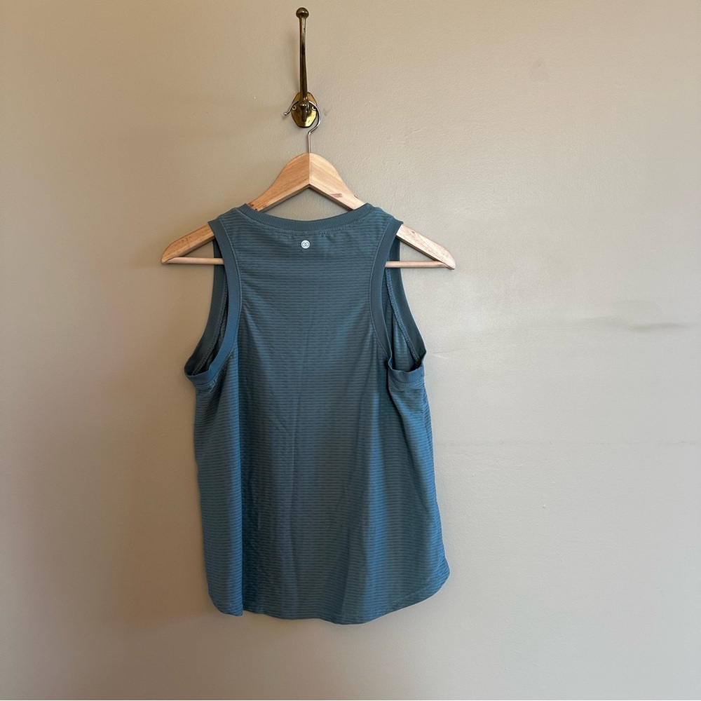 Set of Calla Moisture Wicking Tank Tops in Plum and Teal- M - Picture 9 of 11